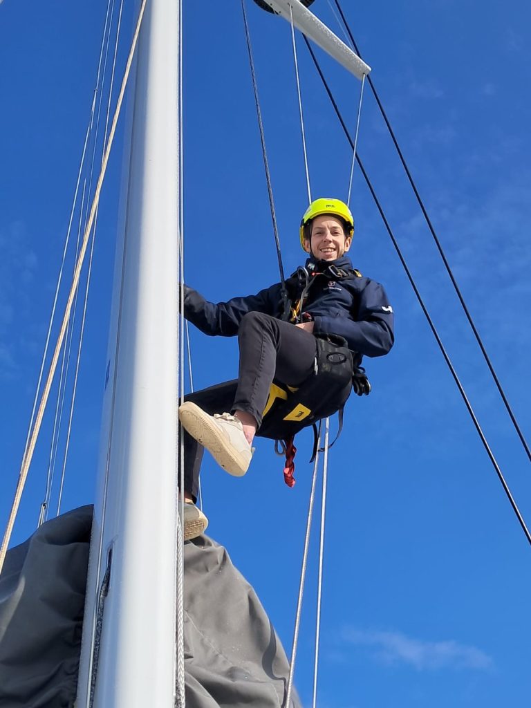 9bb47abb 3323 492b b306 794f27b71209